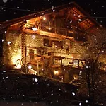 La Ferme D'angele Bed & Breakfast 4*